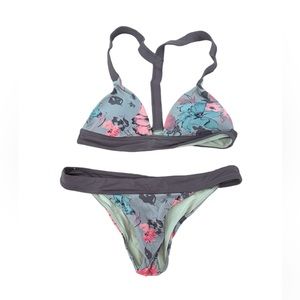 Tilly’s Bikini Top and Bottom Size Small